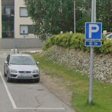 Entire - Centre - Private Sauna - Free Wifi *
